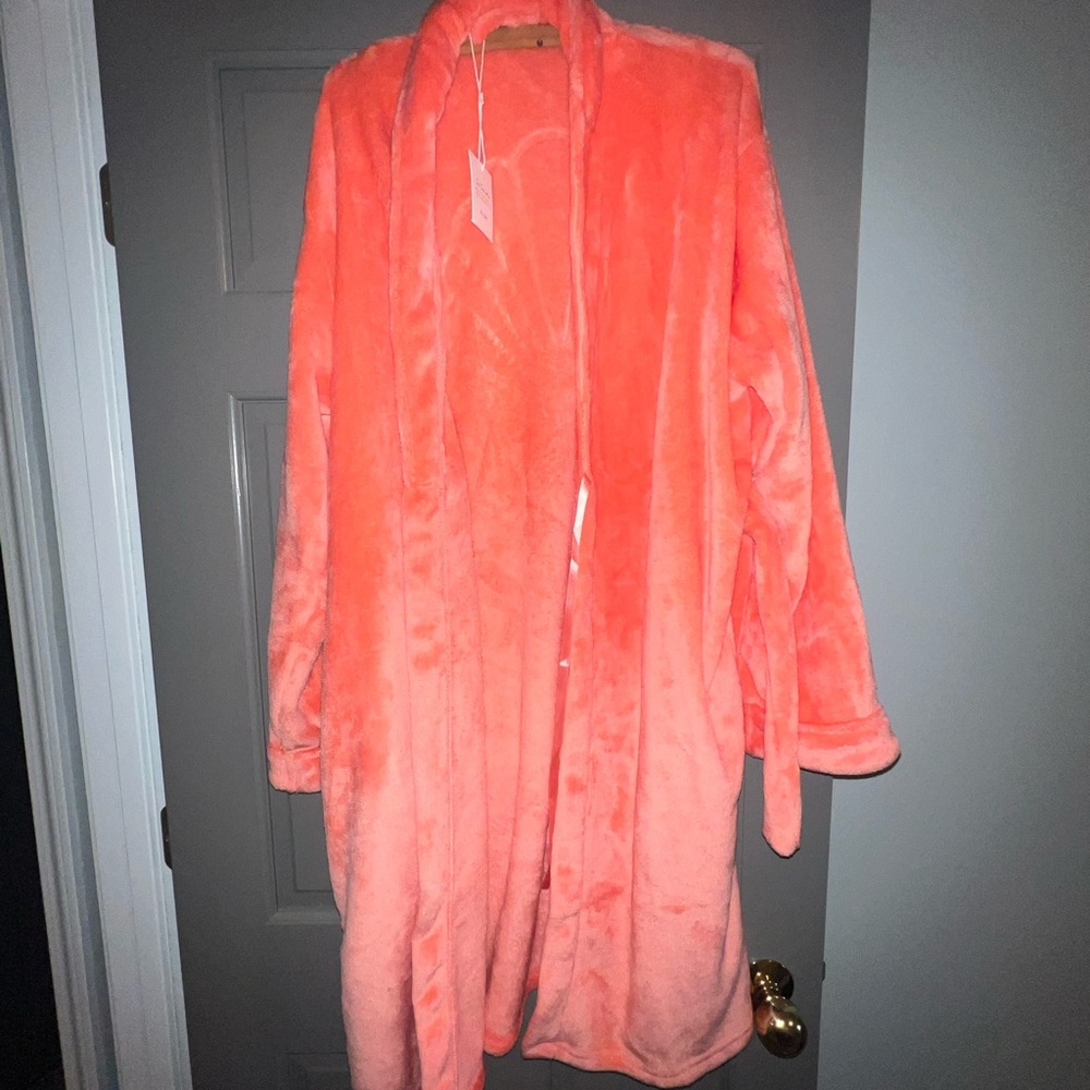 Beach Shell Robe - Picture 2 of 5